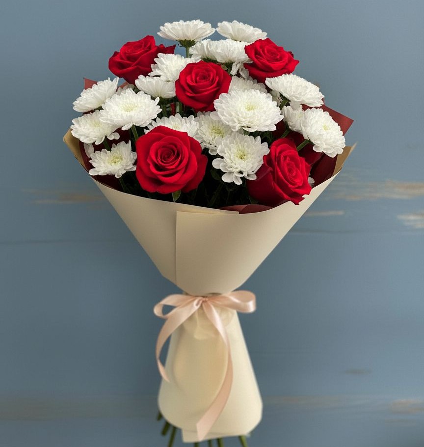 Букет цветов из: Розы и Хризантемы в Поселке имени Дзержинского