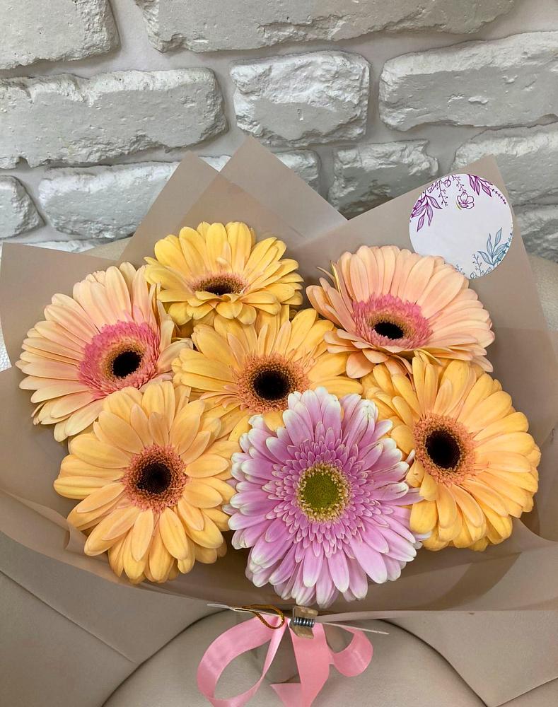 Букет цветов из: Герберы в Поселке имени Дзержинского