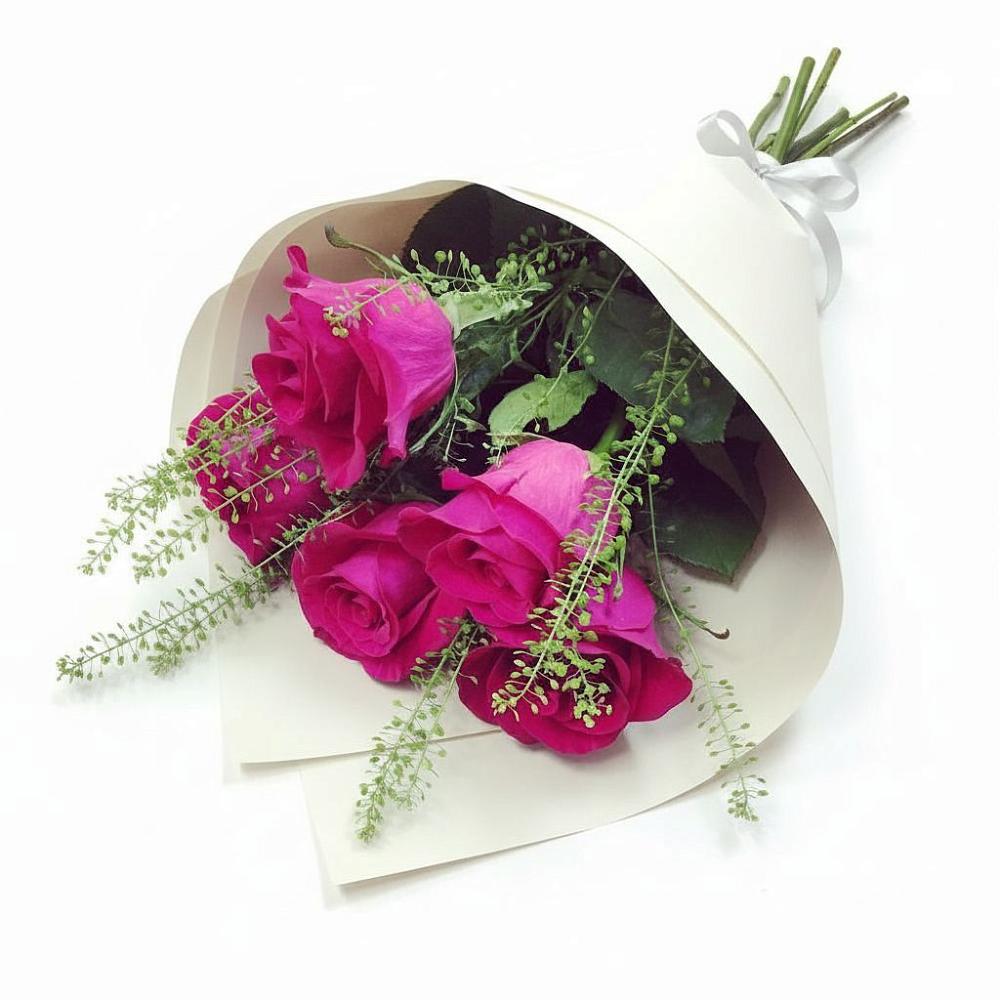 Букет цветов из: Розы в Поселке имени Дзержинского