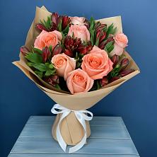 Букет цветов из:  Розы и Альстромерии в Поселке имени Дзержинского