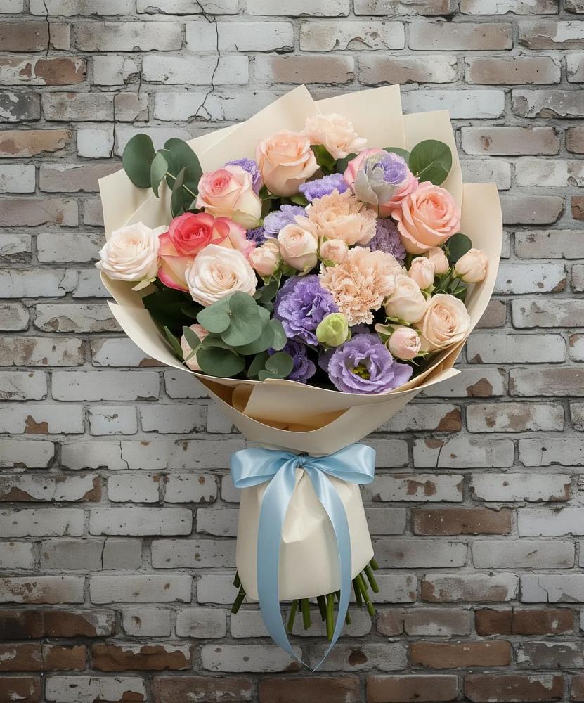 Букет цветов из: Розы, Лизиантусы и Гвоздики в Поселке имени Дзержинского