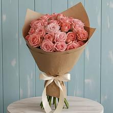 Букет цветов из:  Розы в Поселке имени Дзержинского