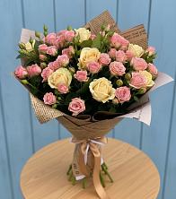 Букет цветов из:  Розы в Поселке имени Дзержинского