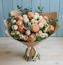 Букет цветов из:  Альстромерии и Розы #REPLACE_PRED# Поселке имени Дзержинского